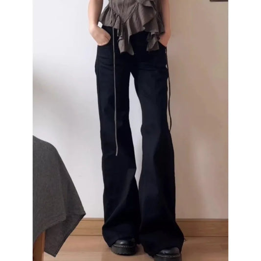 Baggy-Jeans mit niedriger Taille