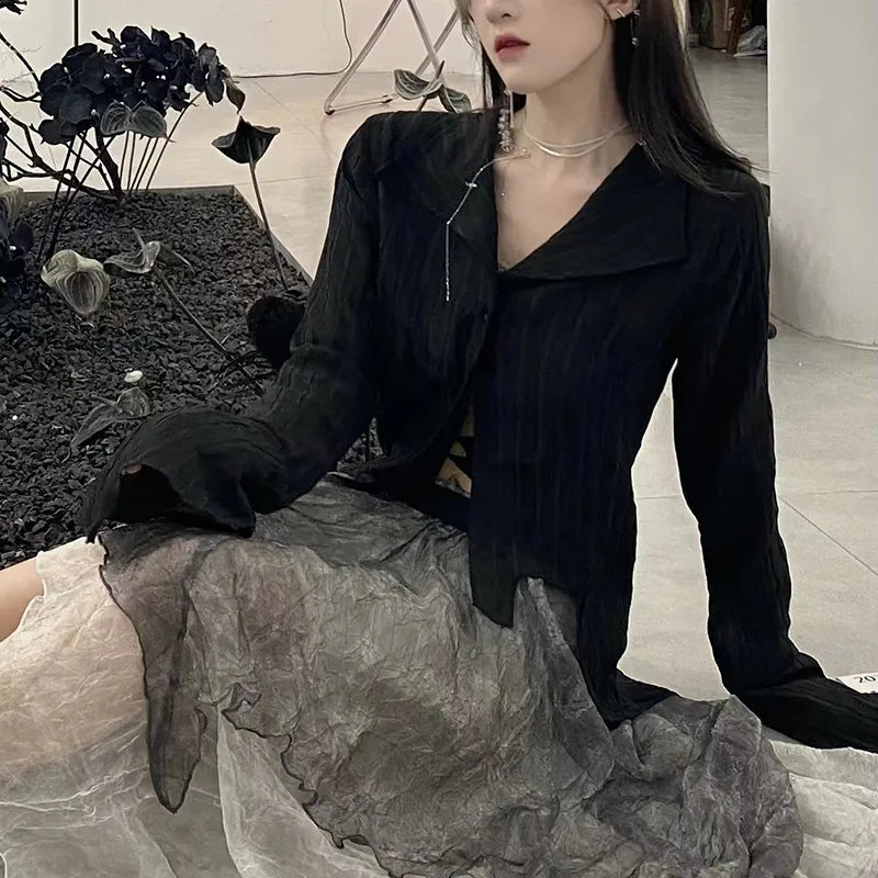 “Vamp” blouse