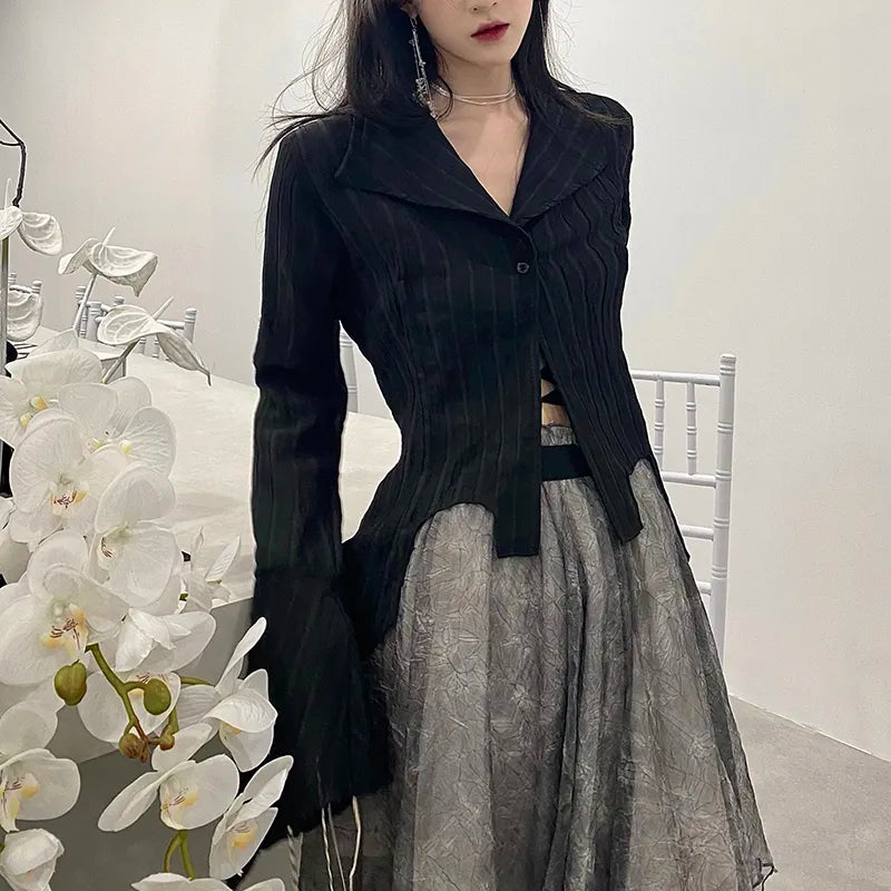 “Vamp” blouse
