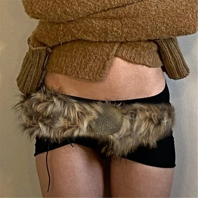 Fluffy Faux Fur Gürtel