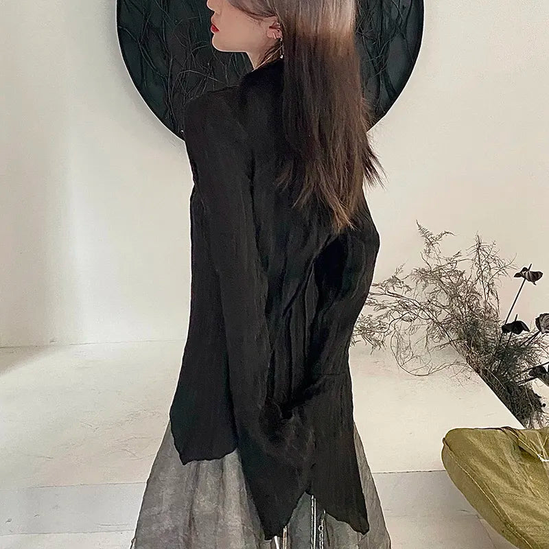 “Vamp” blouse