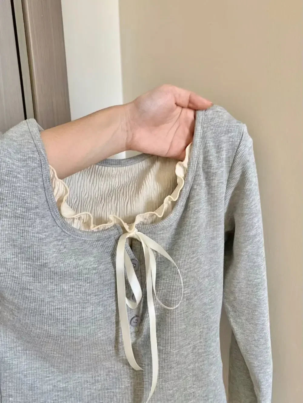 Basic Lace Longsleeve