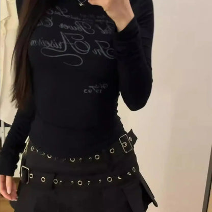 Minirock mit Gürtel