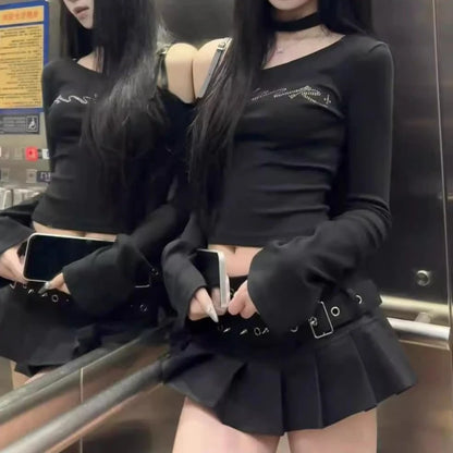 Minirock mit Gürtel